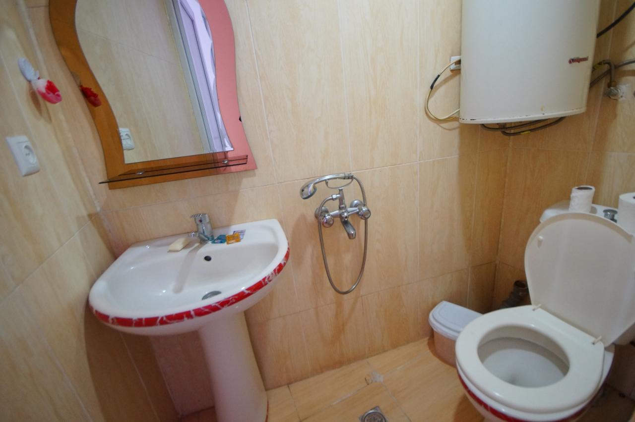 Hotel Belfast Батуми Экстерьер фото
